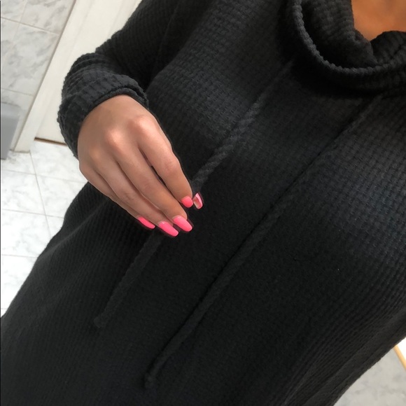 WAFFLE KNIT COWL NECK TUNIC TOP - Picture 8 of 8